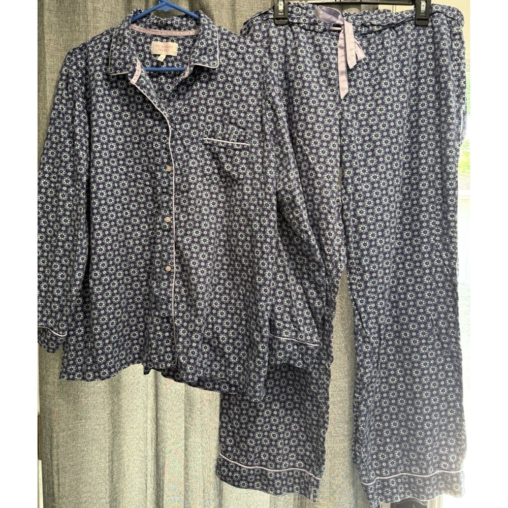 Victoria's Secret Purple White Floral Pajama Set XL Cotton Long Sleeve Sleepwear